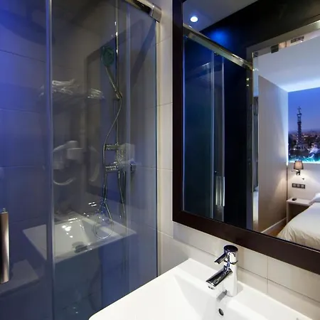 Bcn Ramblas Guest house 2*