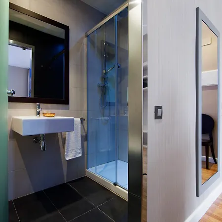 Bcn Ramblas Guest house