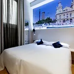 Bcn兰布拉旅馆 招待所